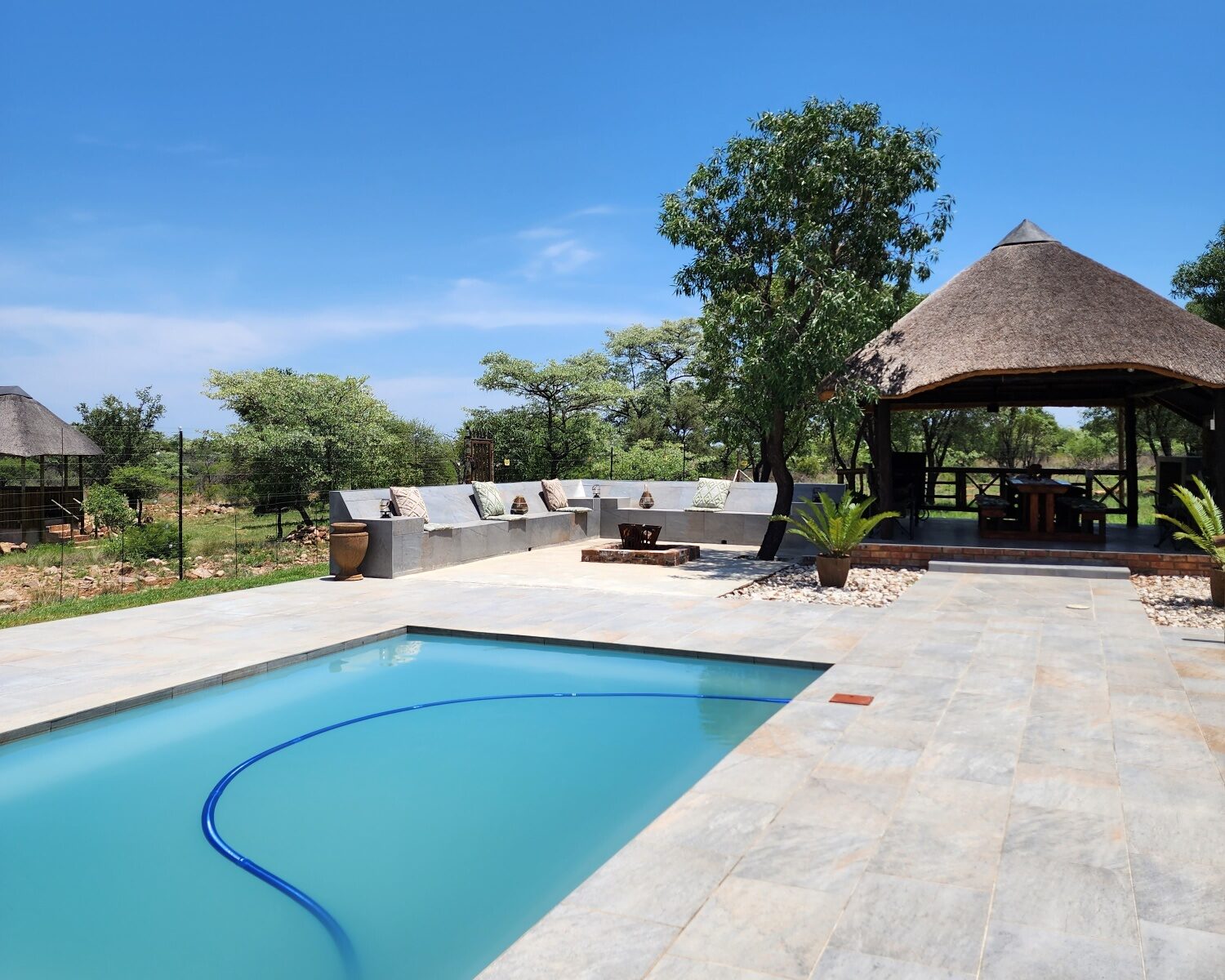 Pool, Lapa and Boma